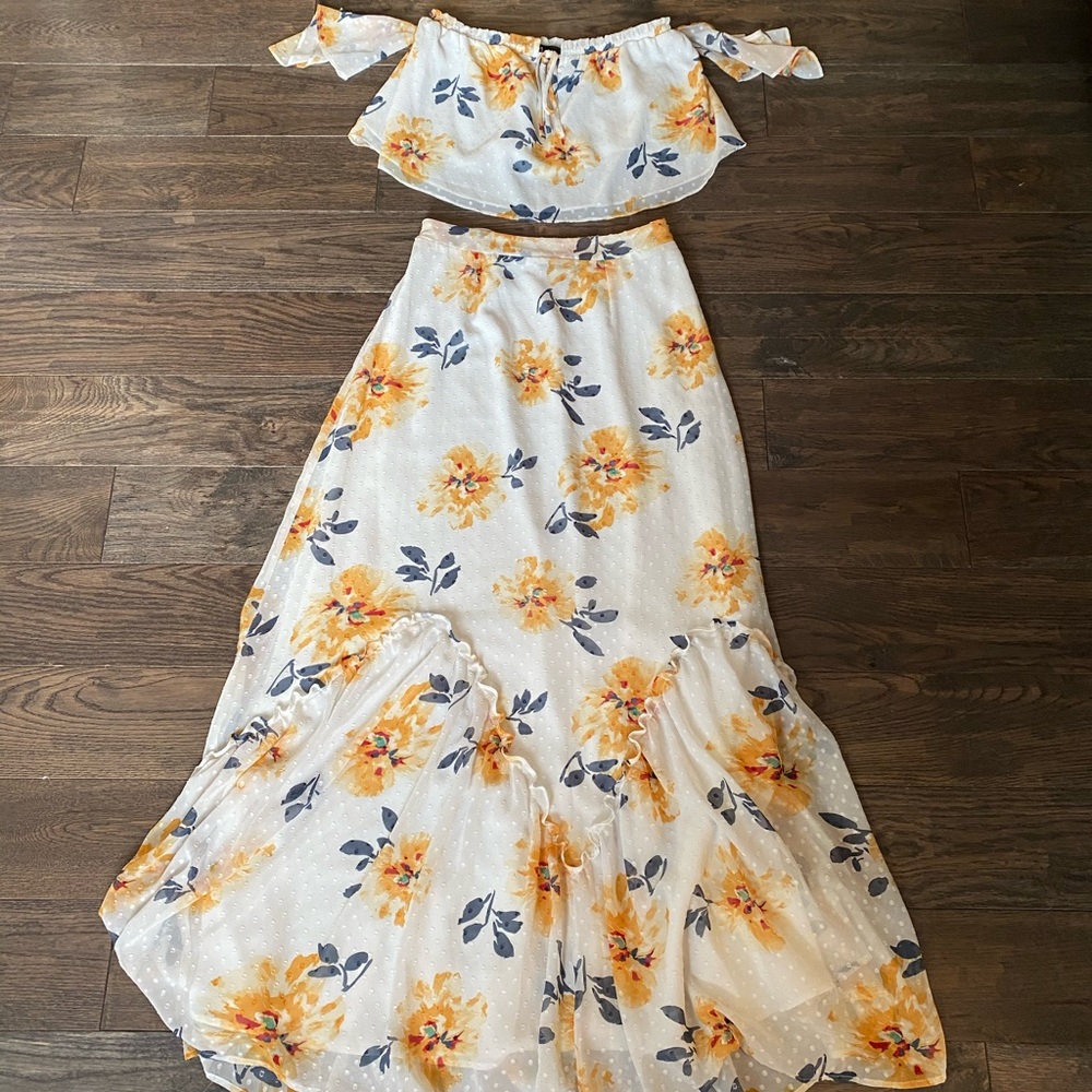 Lulu’s Two Piece Set